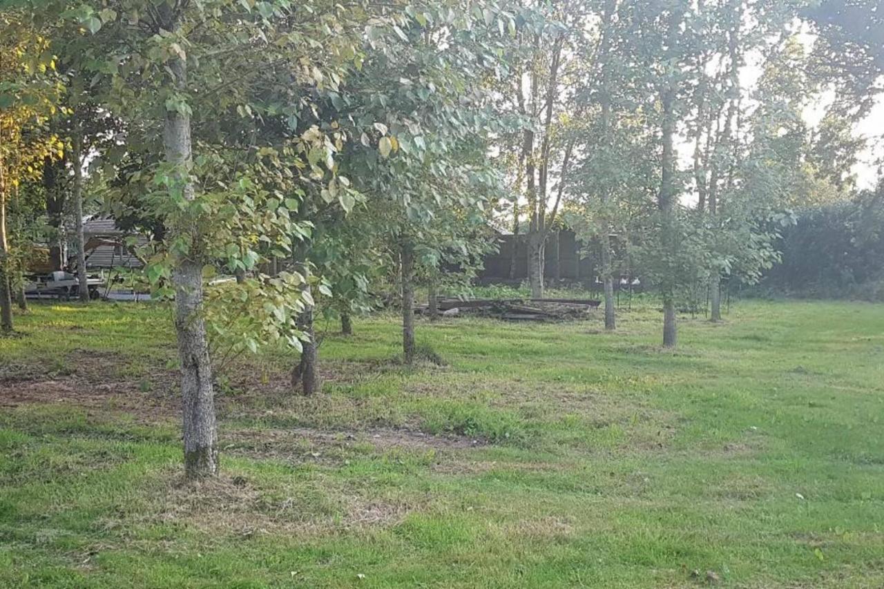 Charming 2-Bed Cabin In Sutton Coldfield Esterno foto